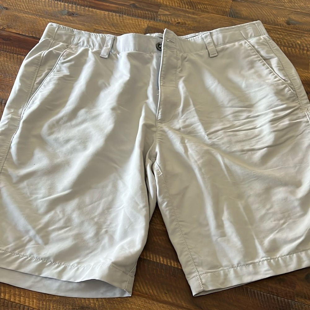 Men’s Under Armour shorts